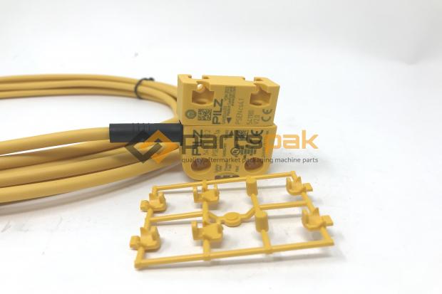 Pilz-safety-switch-and-actuator-ILA04-0005464-03-4280162015-Ilapak%204.jpg